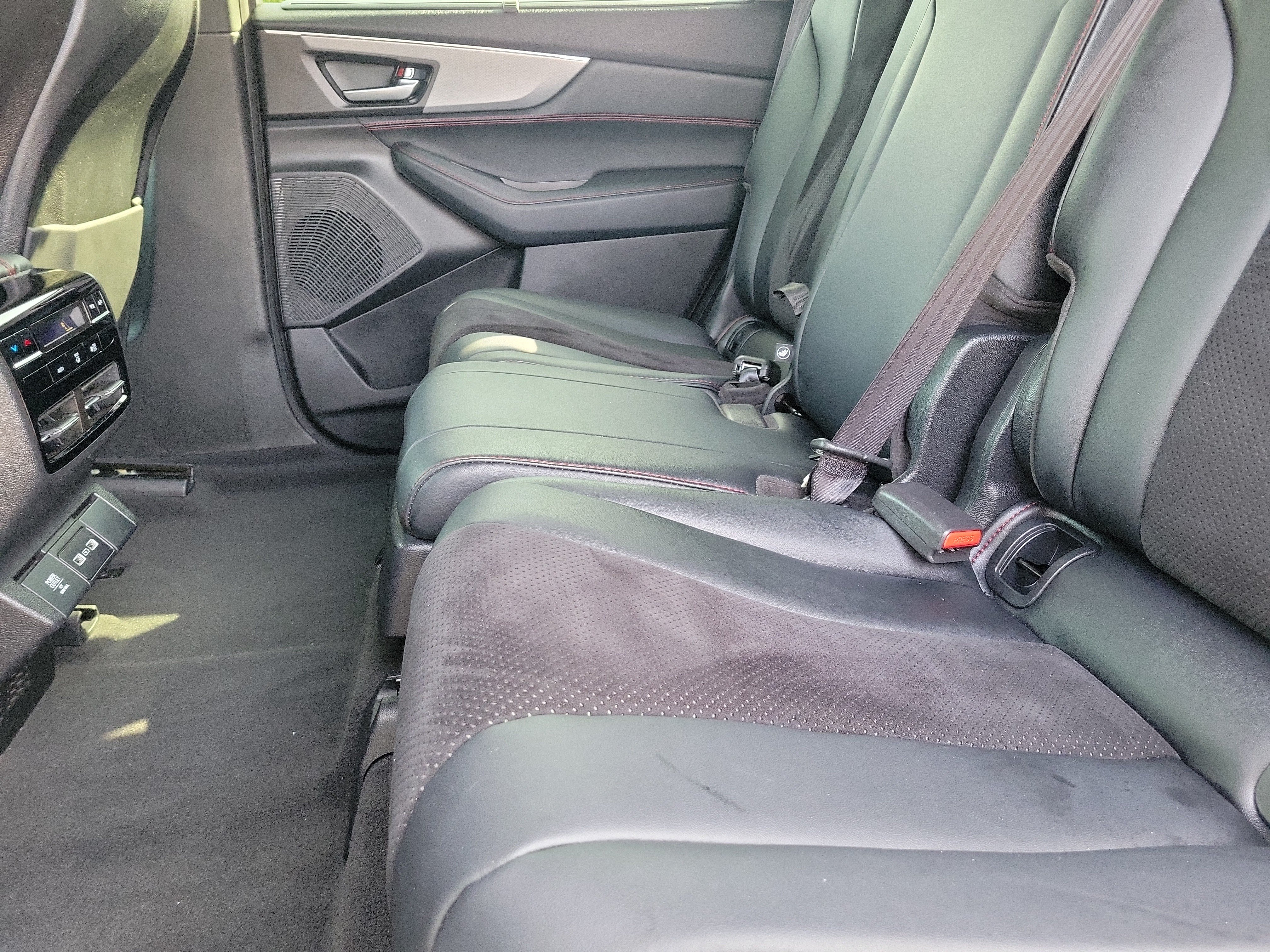 Used 2022 Acura MDX A-Spec AWD/4WD image 13