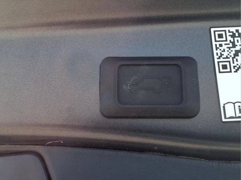 Certified 2023 Toyota RAV4 XSE AWD/4WD image 6