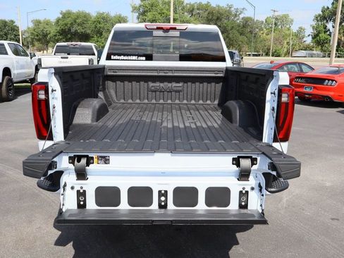 New 2026 GMC Sierra 2500 Denali w/ Denali Reserve Package AWD/4WD image 7