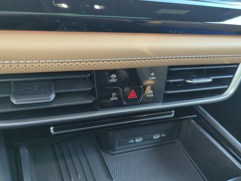 New 2026 Volkswagen Atlas Cross Sport SEL R-Line image 12