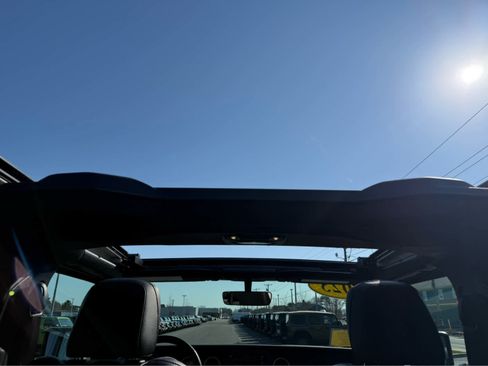 Used 2023 Jeep Wrangler Sahara w/ Cold Weather Group image 12