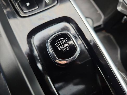 Used 2024 Volvo S60 B5 Core image 17