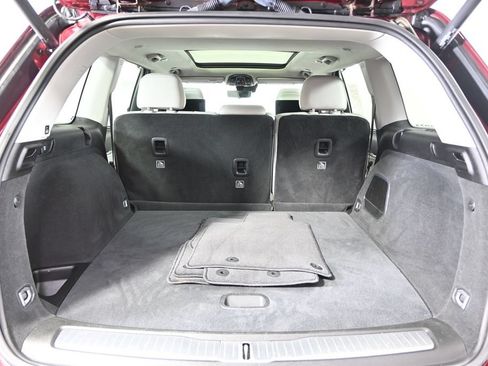 Used 2023 Jeep Grand Cherokee Overland w/ Advanced Protech Group III AWD/4WD image 17