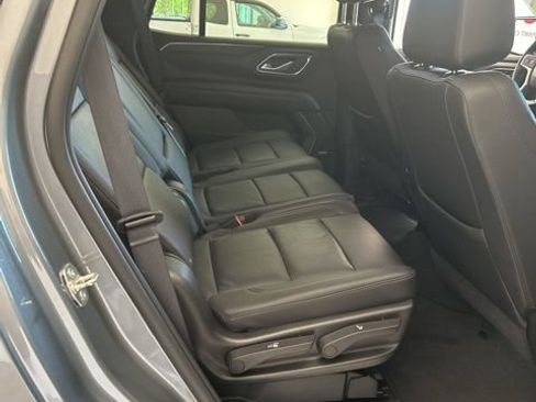 Used 2021 Chevrolet Tahoe LT w/ Luxury Package AWD/4WD image 16