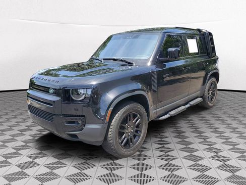 Used 2022 Land Rover Defender 110 S AWD/4WD image 3