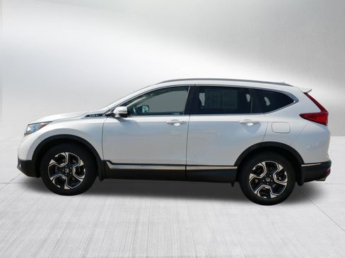Used 2019 Honda CR-V Touring image 4