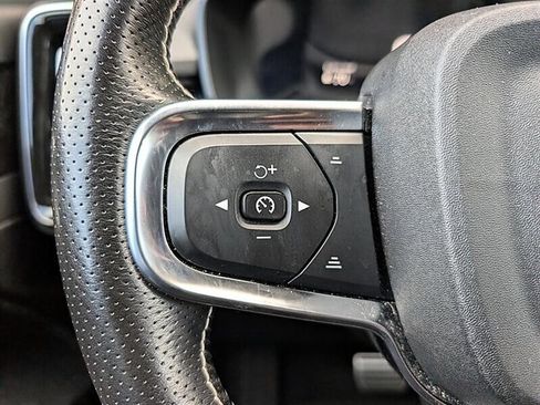 Used 2021 Volvo XC40 P8 Recharge w/ Advanced Package AWD/4WD image 21
