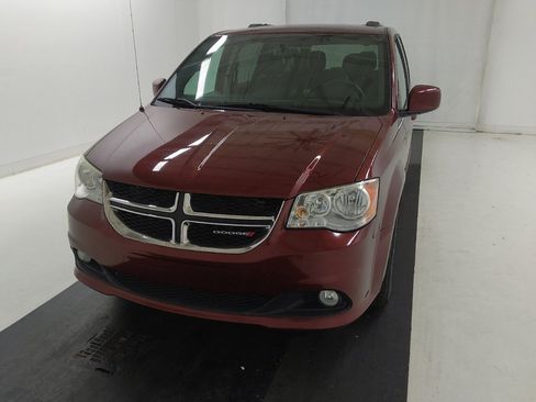 Used 2017 Dodge Grand Caravan SXT FWD image 15