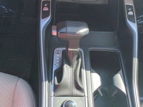 Certified 2025 Kia Sorento S AWD/4WD image 24