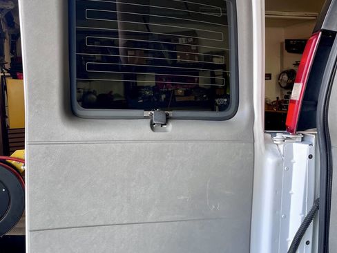 Used 2016 Chevrolet Express 3500 LT w/ LT Preferred Equipment Group image 22