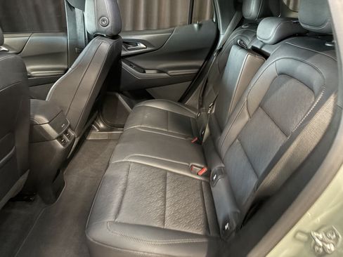 Used 2025 Chevrolet Equinox LT w/ Convenience Package II AWD/4WD image 10