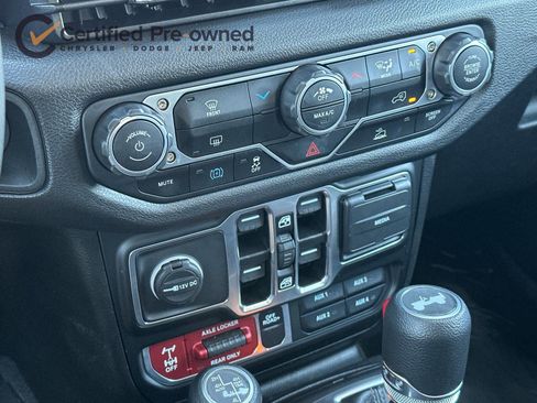 Certified 2025 Jeep Wrangler Unlimited Sport S 4xe AWD/4WD image 20