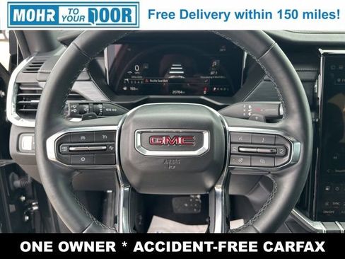 Used 2025 GMC Acadia Elevation image 16