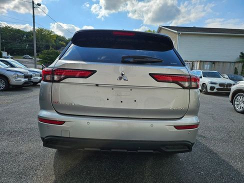 New 2025 Mitsubishi Outlander ES AWD/4WD image 5