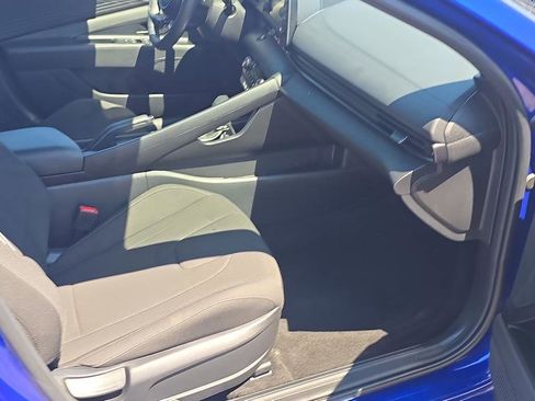 Certified 2025 Hyundai Elantra Sport FWD image 13