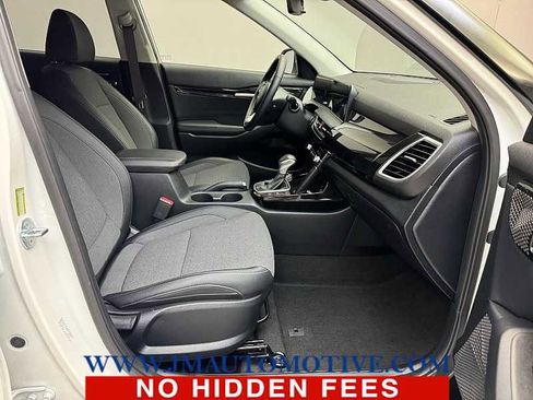 Used 2024 Kia Seltos X-Line AWD/4WD image 19