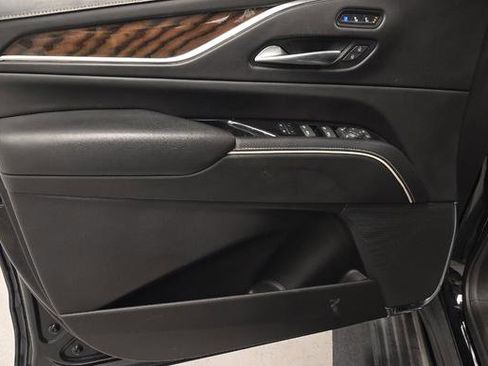 Used 2023 Cadillac Escalade Sport Platinum image 7