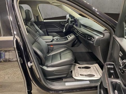 Certified 2024 Lincoln Aviator AWD w/ Premium Package image 20