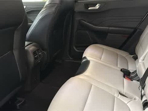 Used 2024 Ford Escape Platinum image 29
