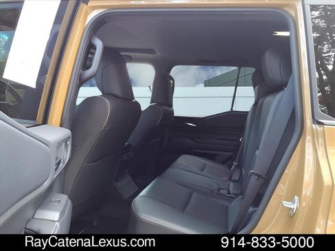 Used 2024 Toyota Land Cruiser image 17