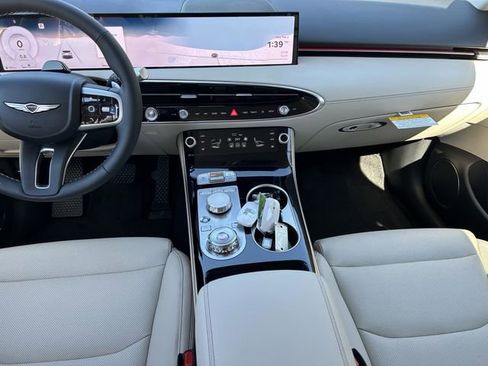 New 2026 Genesis GV70 2.5T image 4