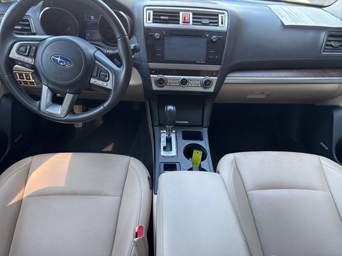 Used 2017 Subaru Outback 2.5i Limited AWD/4WD image 20