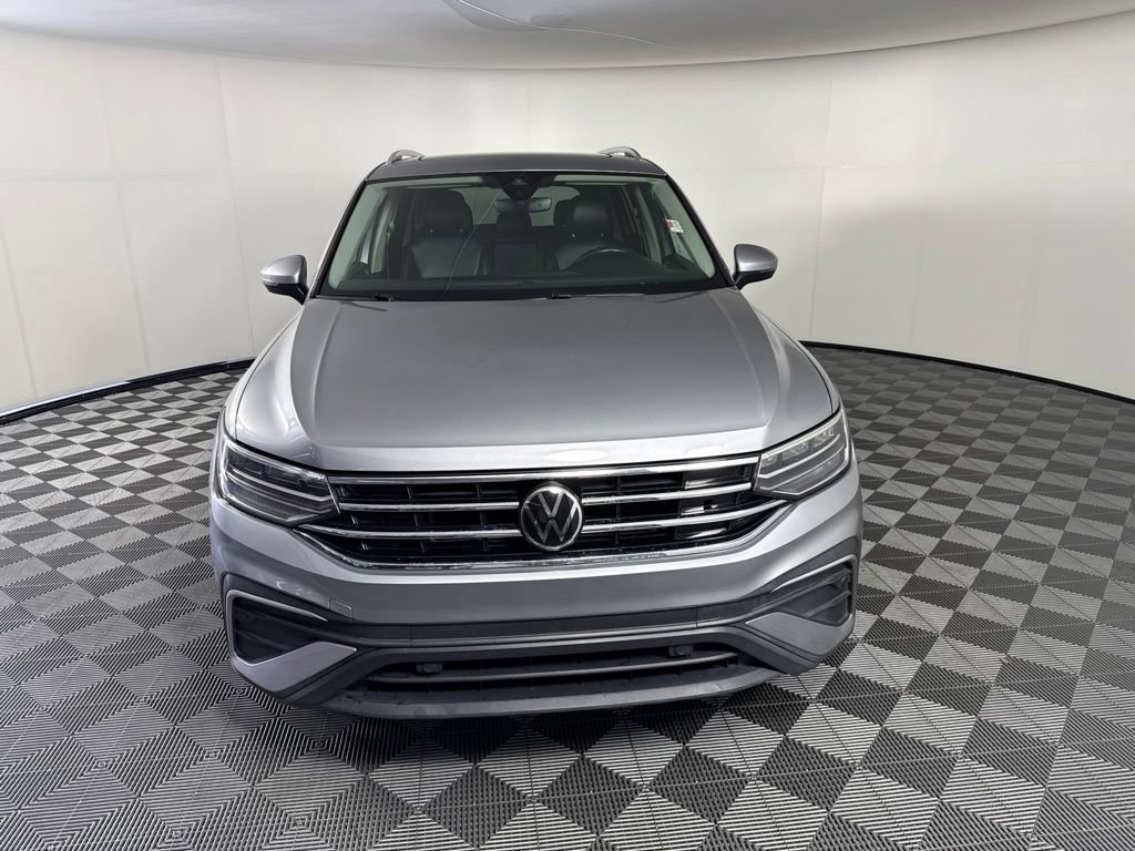 Used 2023 Volkswagen Tiguan SE AWD/4WD image 8
