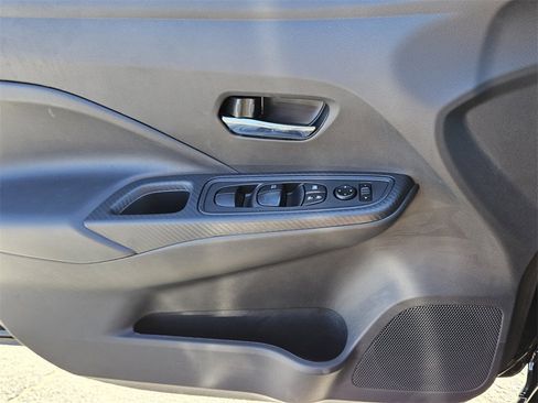 New 2025 Nissan Versa SV w/ Trunk Package image 25