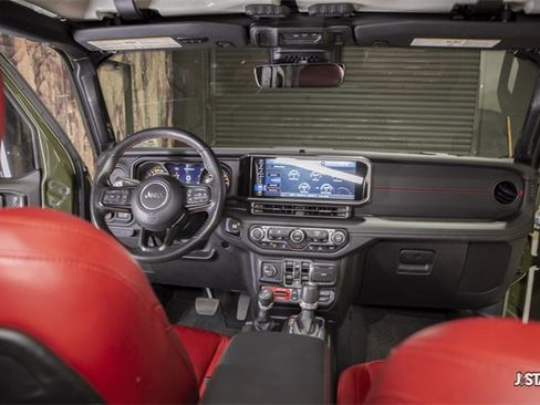 Used 2024 Jeep Wrangler Unlimited Rubicon 392 image 6