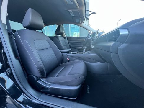 Used 2020 Nissan Altima 2.5 S FWD image 17