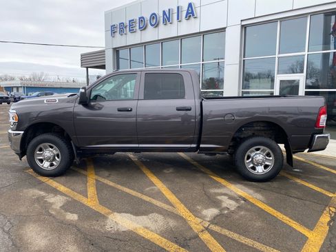 Used 2023 RAM 2500 Tradesman image 2