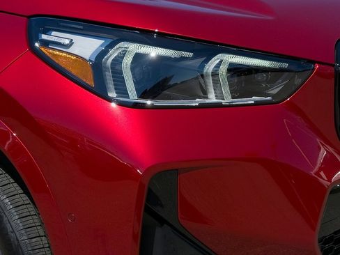 New 2026 BMW X1 xDrive28i w/ M Sport Package AWD/4WD image 5