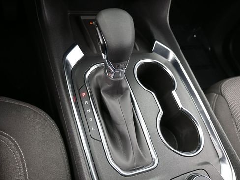 Used 2023 Chevrolet Traverse LT image 28