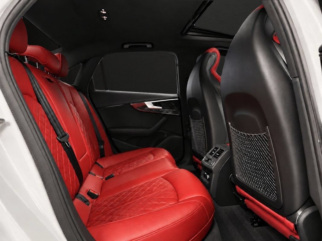Used 2020 Audi S4 Premium Plus w/ Premium Plus Package AWD/4WD image 25