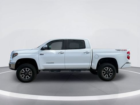 Used 2021 Toyota Tundra Limited w/ Limited Premium Package AWD/4WD image 4