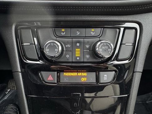 Used 2018 Buick Encore Preferred image 10