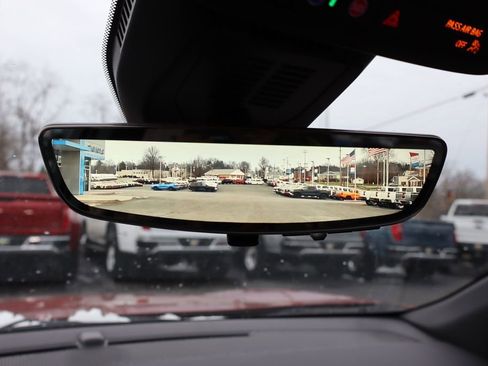 New 2026 Chevrolet Equinox ACTIV w/ Convenience Package III image 16