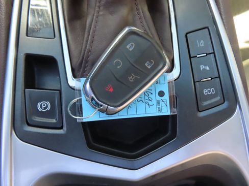 Used 2015 Cadillac SRX Luxury w/ Driver Awareness Package AWD/4WD image 31