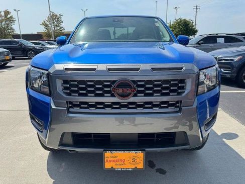 Certified 2025 Nissan Frontier SV w/ SV Convenience Package AWD/4WD image 9