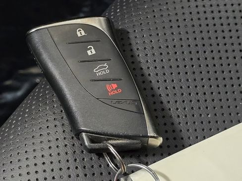 Used 2021 Lexus ES 350 image 33