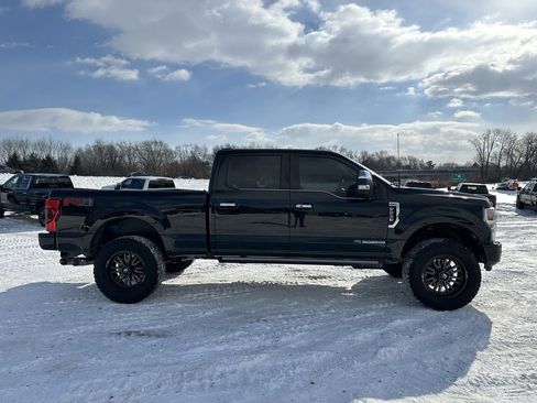 Used 2022 Ford F250 Platinum w/ FX4 Off-Road Package image 27