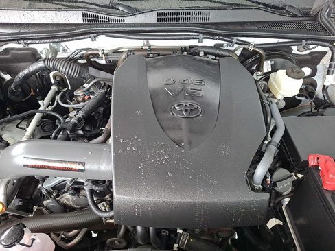 Used 2023 Toyota Tacoma TRD Sport AWD/4WD image 26