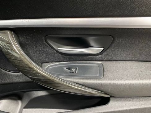 Used 2018 BMW 330i Gran Turismo xDrive AWD/4WD image 28