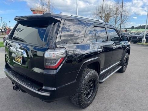 Used 2016 Toyota 4Runner Limited image 9