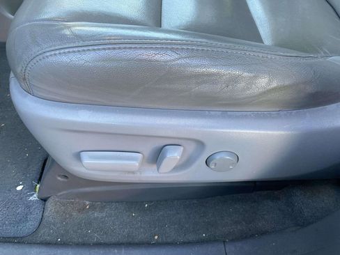 Used 2015 Toyota Sienna XLE w/ XLE Navigation Package image 28