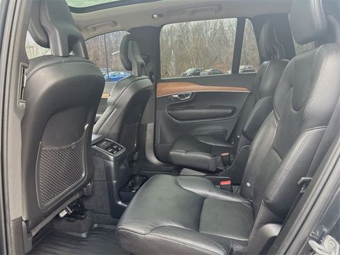 Used 2022 Volvo XC90 T8 Inscription Expression w/ Advanced Package image 23