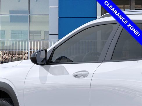 New 2025 Chevrolet Trax ACTIV w/ Driver Confidence Package image 12