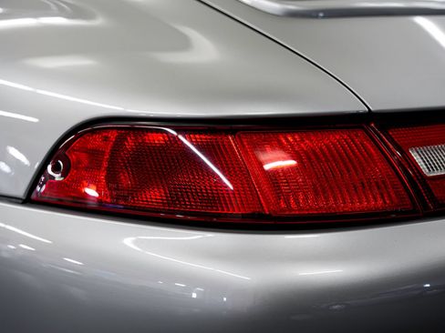 Used 1998 Porsche 911 Carrera S RWD image 33