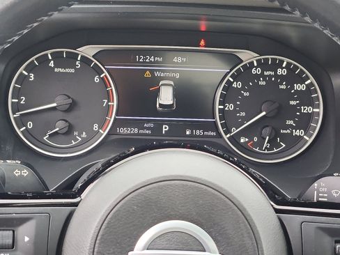 Used 2021 Nissan Rogue SV w/ Premium Package image 16