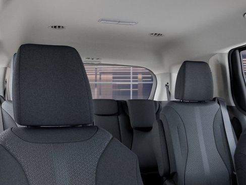 Used 2026 Kia Carnival LX image 27